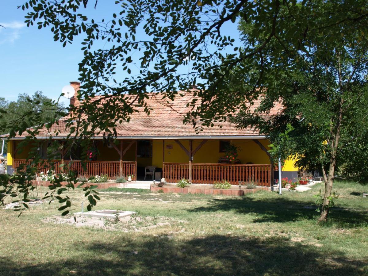 Camping Fantázia Tanya Szentkirály Exterior foto